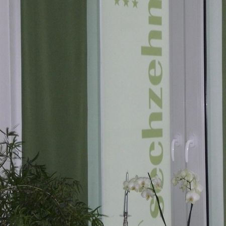 Hotel Sechzehn Leverkusen Esterno foto